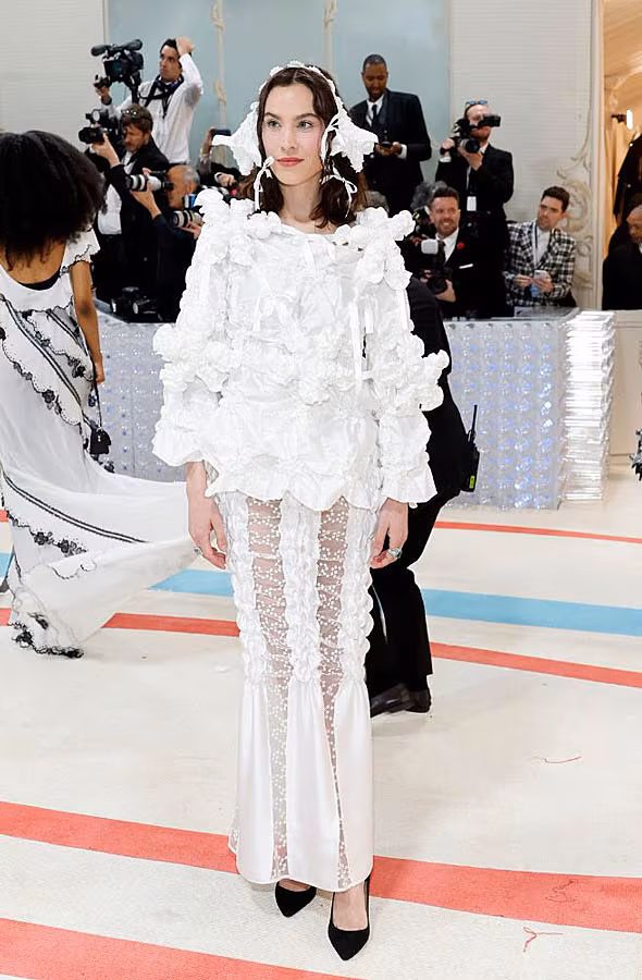 Fashion-pillar---Irish-Designers.---Roisin-Pierce--jpg
