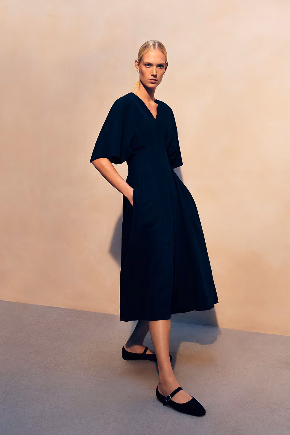 PRIMARK-THE-EDIT-Model-Blend-Black-Swing