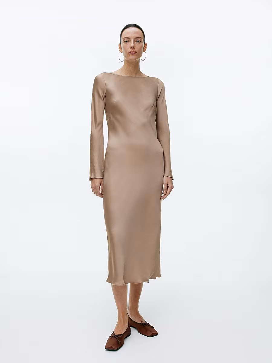 The-Gloss-Magazine-best-long-sleeved-dresses-9