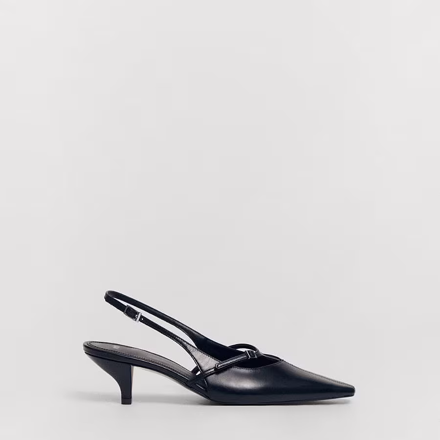 The-Gloss-Magazine-slingback-black-heels-4