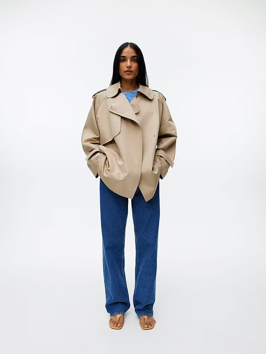 The-Gloss-Magazine-cropped-trench-coat-5