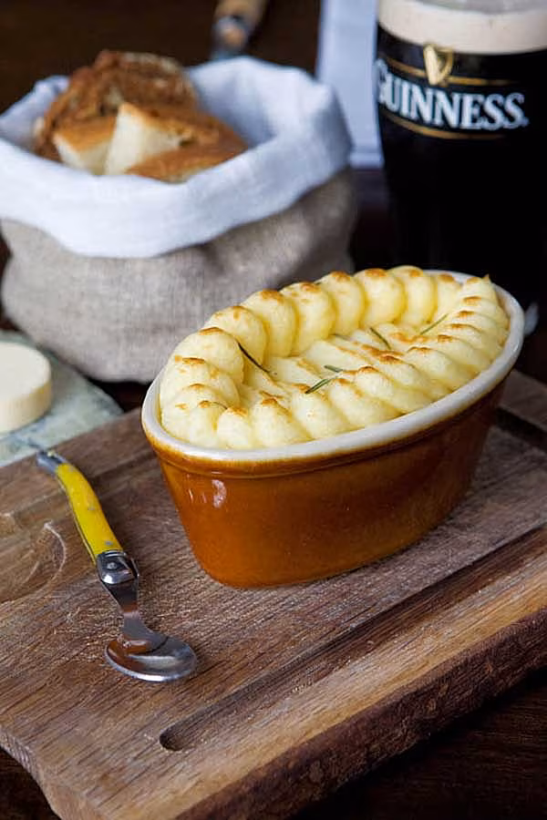 The-Pigs-Ear-Shepherds-Pie