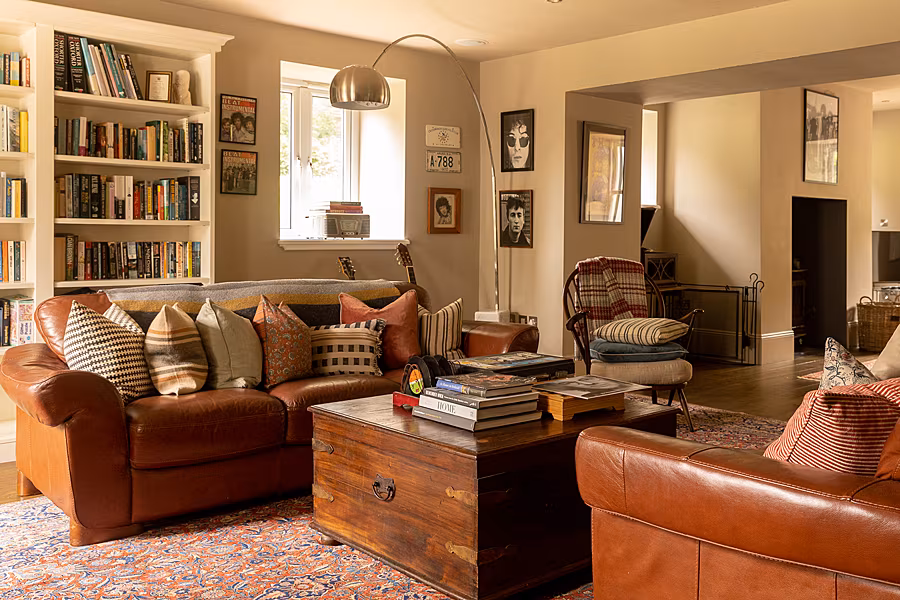 Dunowen-House-sitting-room