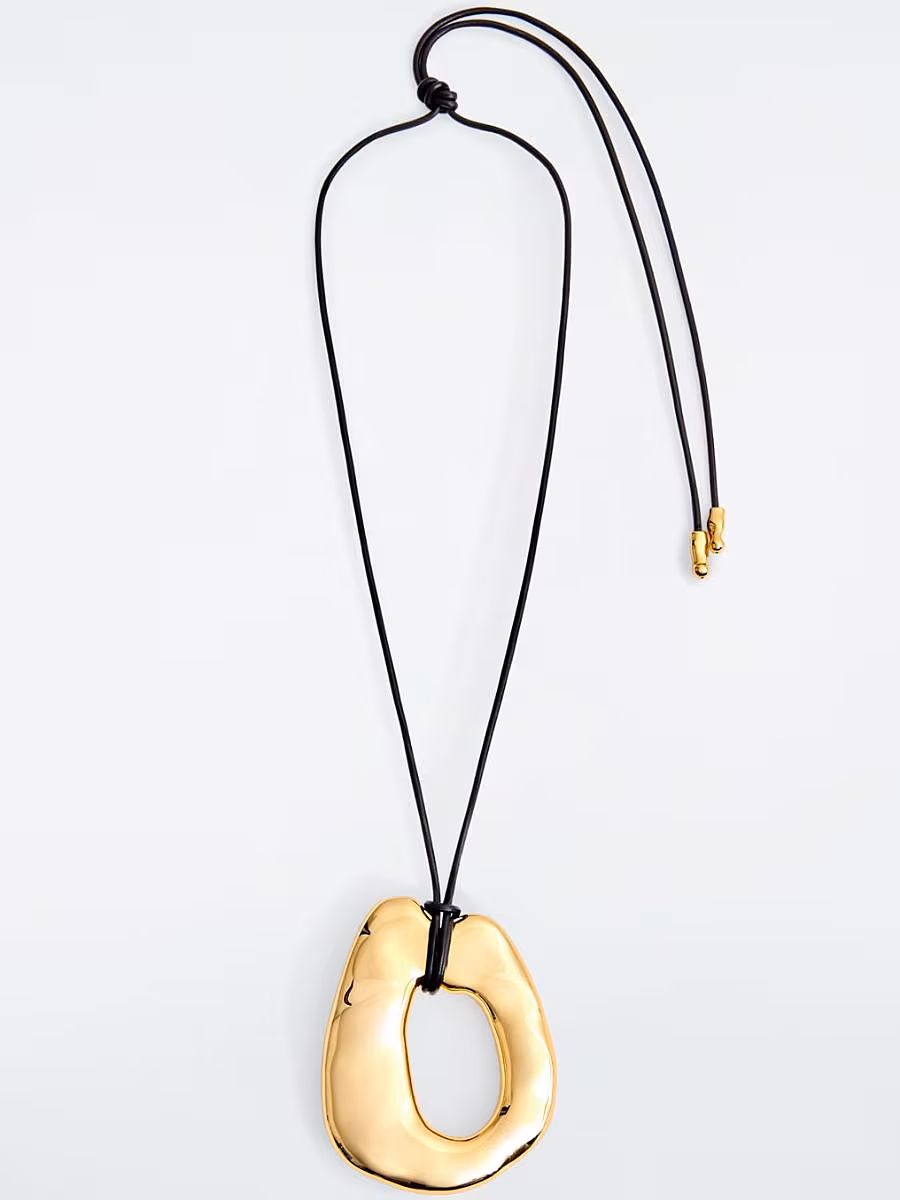The-Gloss-Magazine-under €300-10
