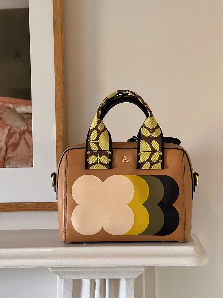 The-Gloss-Magazine-Orla-Kiely-wardrobe-15