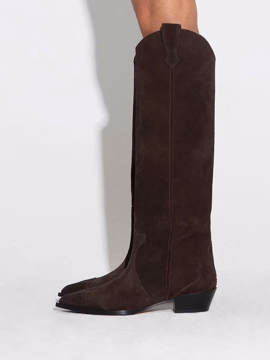 The-Gloss-Magazine-brown-boots-11
