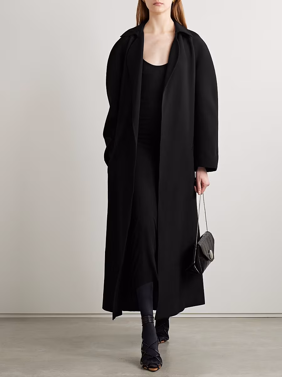TheGlossMagazine-black-dresses-5