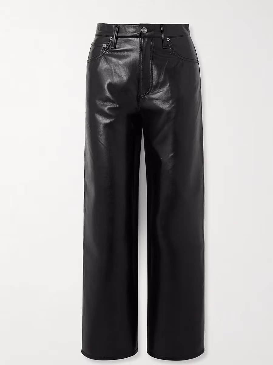 TheGlossMagazine-black-outfit-ideas-3