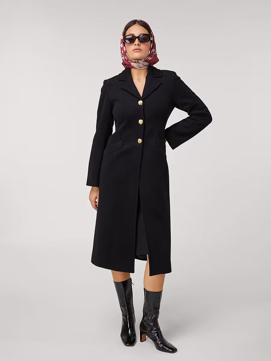 TheGlossMagazine-black-outfit-ideas-8