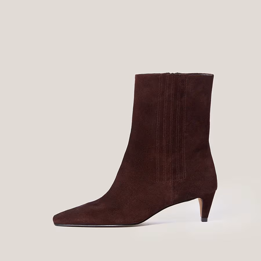 TheGlossMagazine-winter-capsule-wardrobe-2