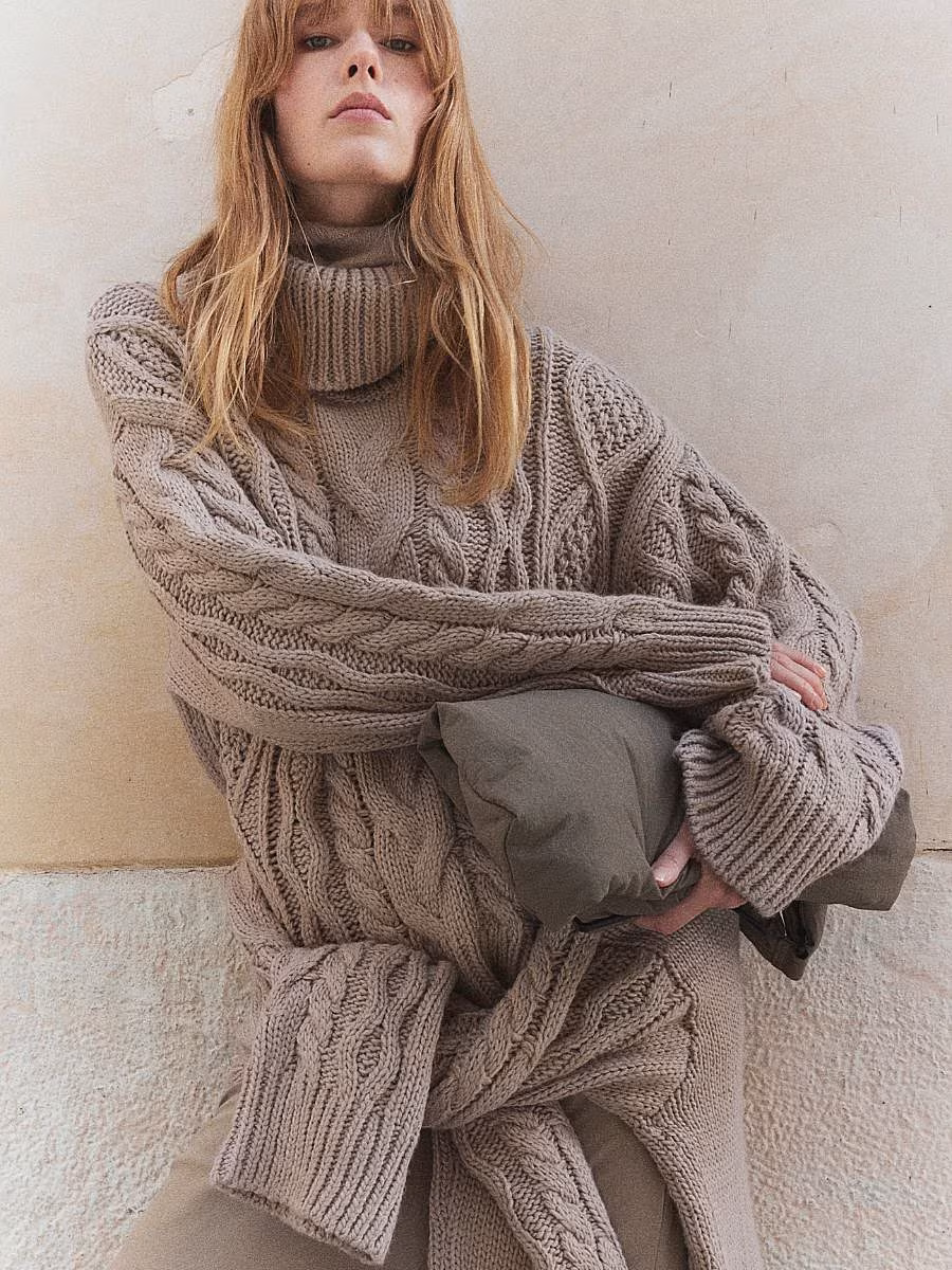 TheGlossMagazine-winter-capsule-wardrobe-8
