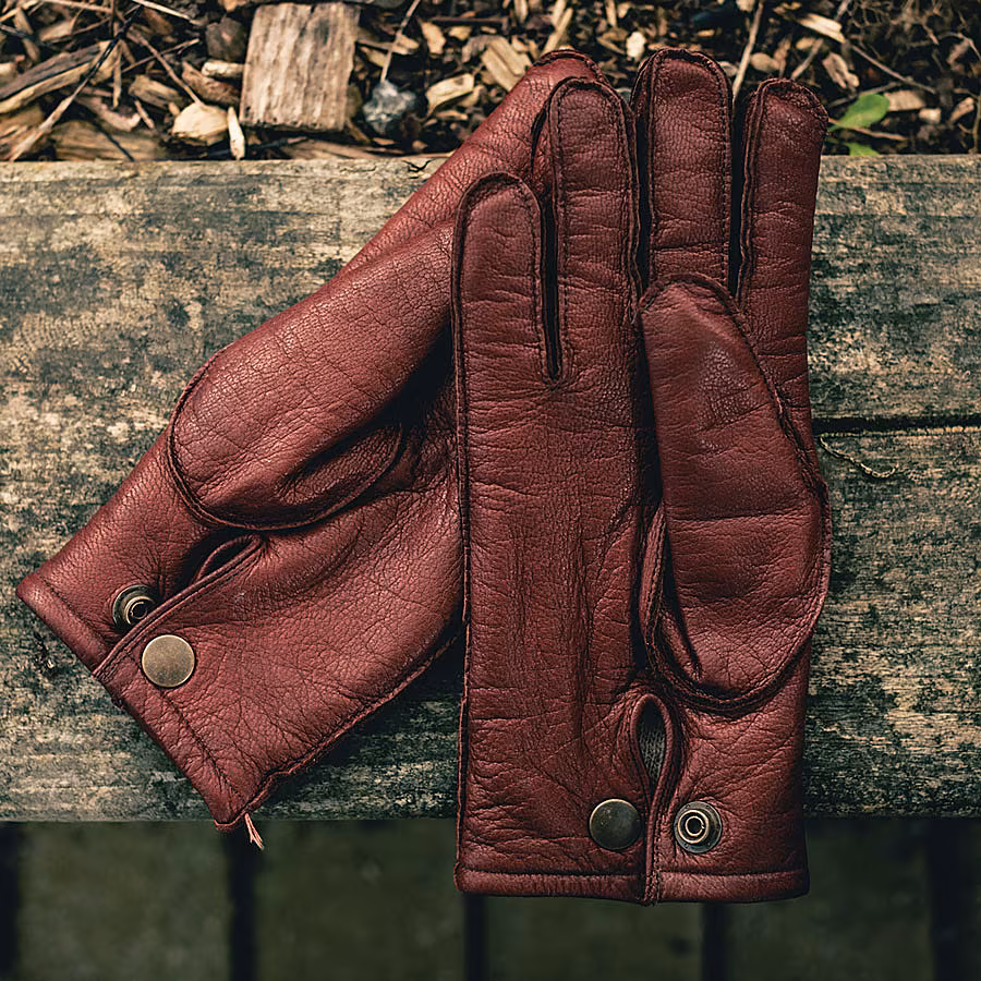 GEORGE-HORN-GLOVES-WOOD