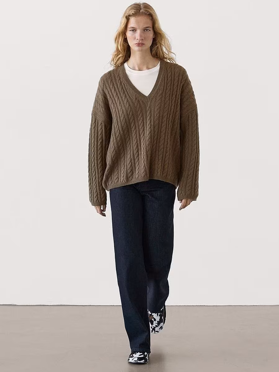 TheGlossMagazine-festive-knits-10