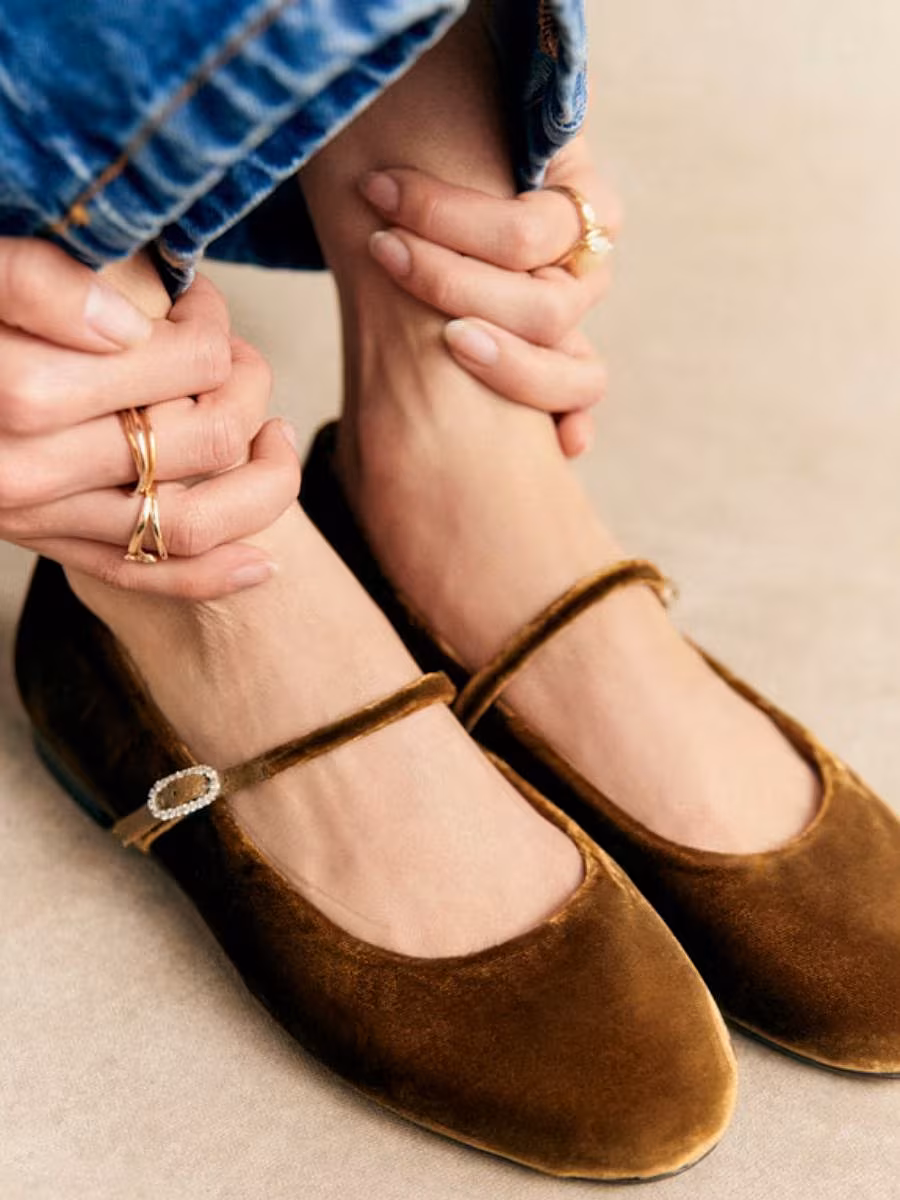 TheGlossMagazine-party-flats-11