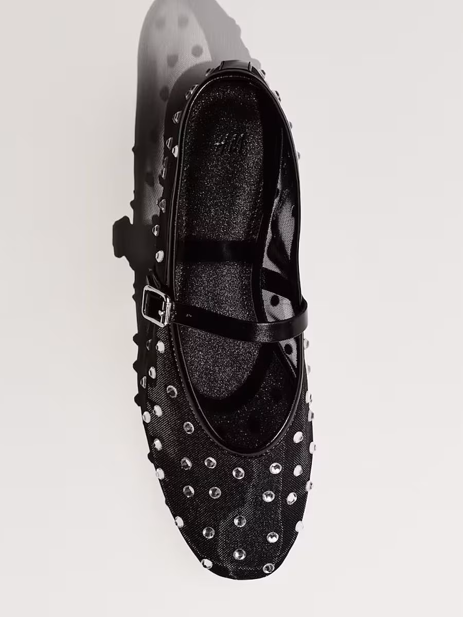 TheGlossMagazine-party-flats-7