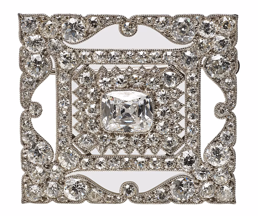 Diamond-brooch,-Cartier-Paris,-1910.-Acquired-for-the-Victoria-and-Albert-Museum-by-Dr-Genevieve-Davies,-former-Trustee-of-the-V&A-(c)-Victoria-and-Albert-Museum,-London