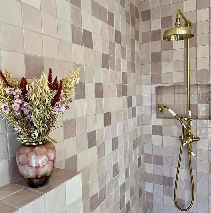 Grainne-Gillett-bathroom