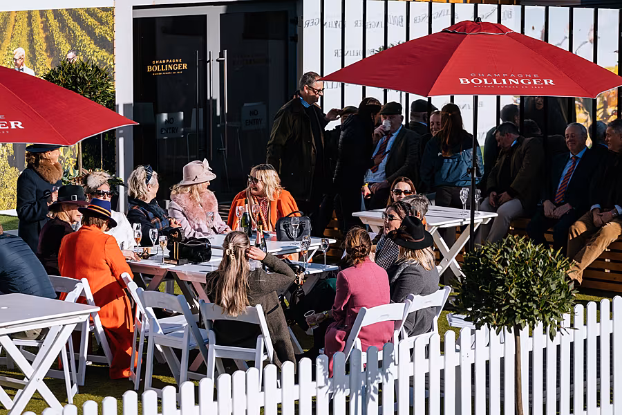 Punchestown-Racing-2024-Day-1-(144)