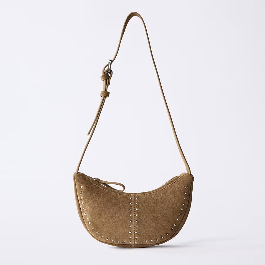 TheGlossMagazine-fashion-Alexa-Chung-Valentino-bag-15