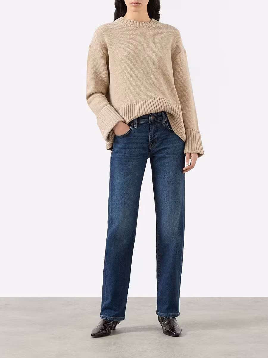 TheGlossMagazine-fashion-cigarette-jeans-1