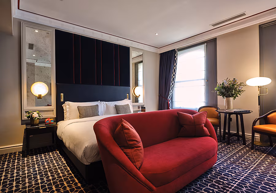 14_Executive_Room