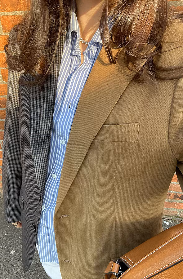 Dog's-Dinner-blazer,-WNU-shirt