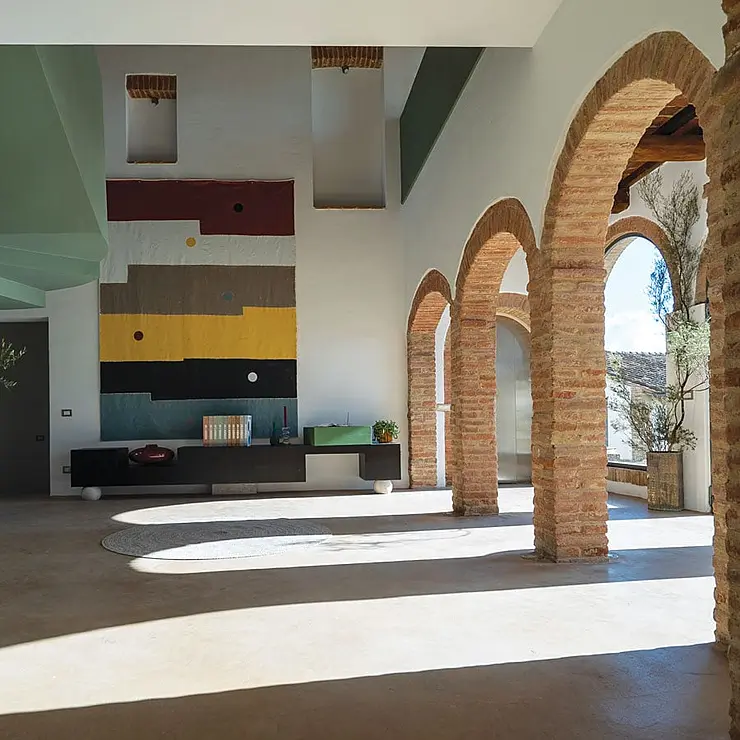 PHOTOGRAPHS BY BY MAURO BOTTICELLI