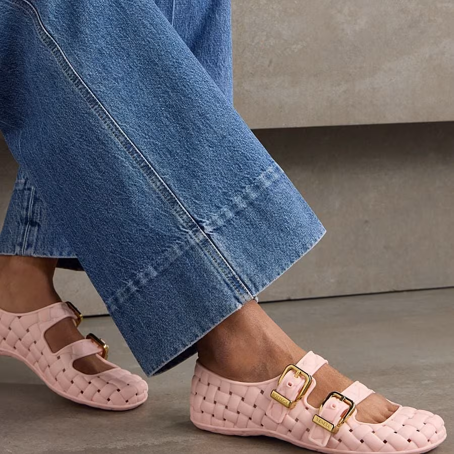 Jelly-sandals-2025-Bottega-Veneta