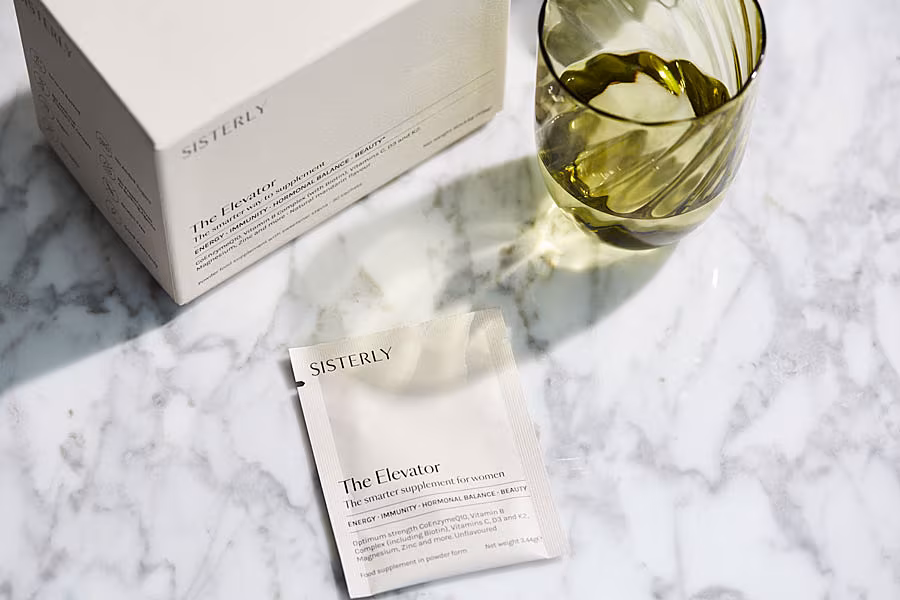 Sisterly_23_Productshot_71043