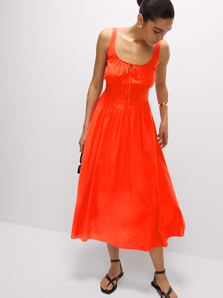 TheGlossMagazine-holiday-dressing-basics-M&S
