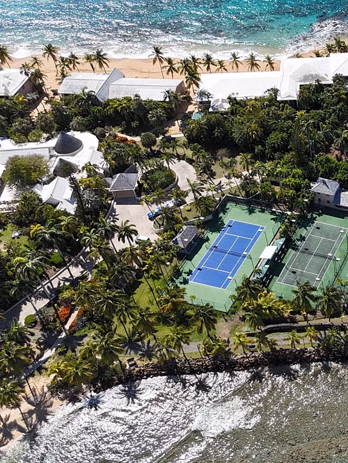 Curtain-Bluff