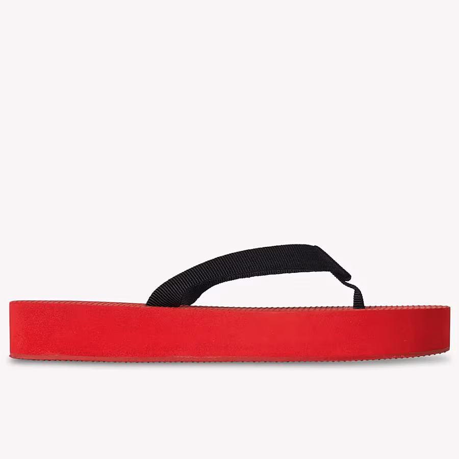 The-Row-flip-flops-dupe