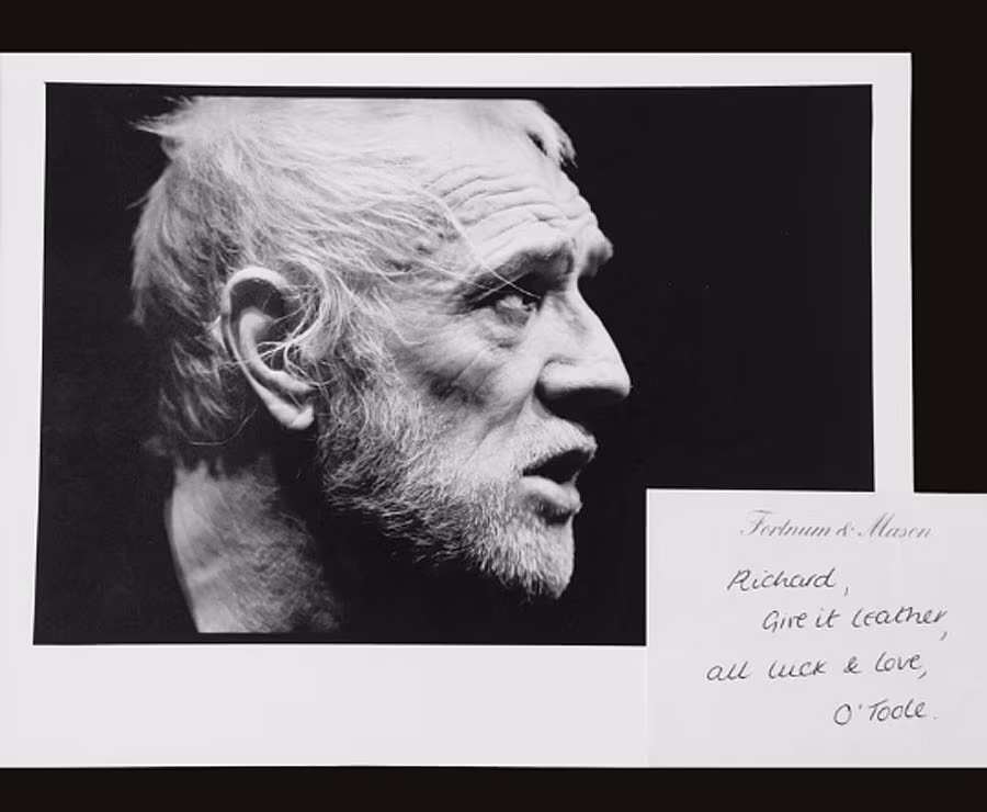 Official-black-and-white-photograph-of-Richard-Harris-as-Henry-VI.-Richard-Harris-Archive,-University-College-Cork.