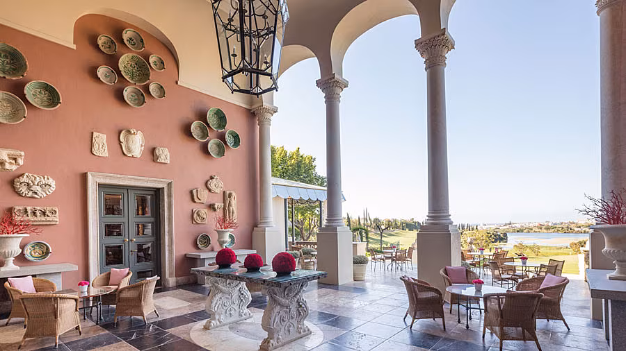 Anantara-Villa-Padierna-2024-La-Loggia-Restaurant-002-121668