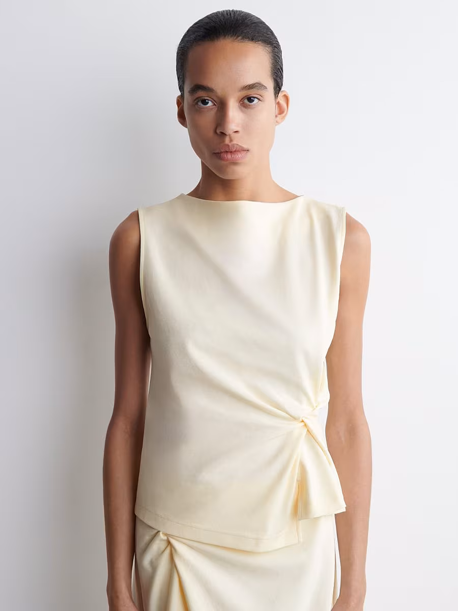 French-inspired-holiday-buys-COS