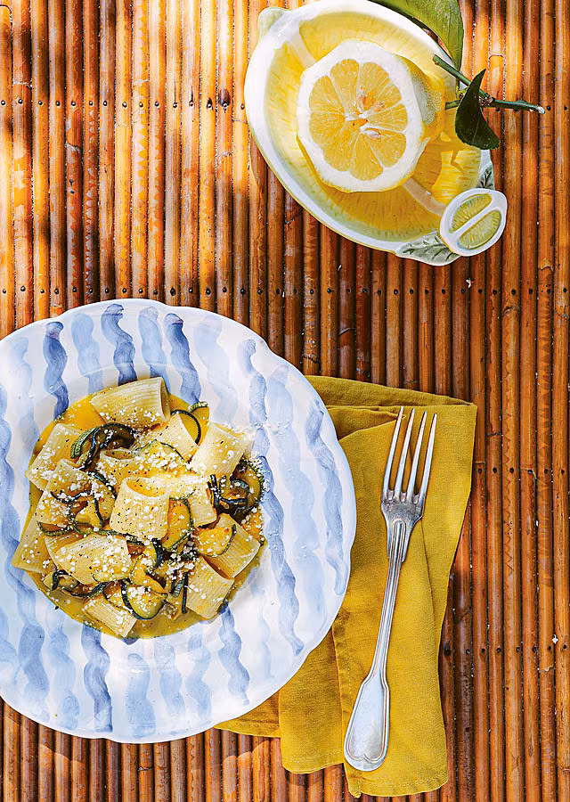LEMON-AND-COURGETTE-CARBONARA