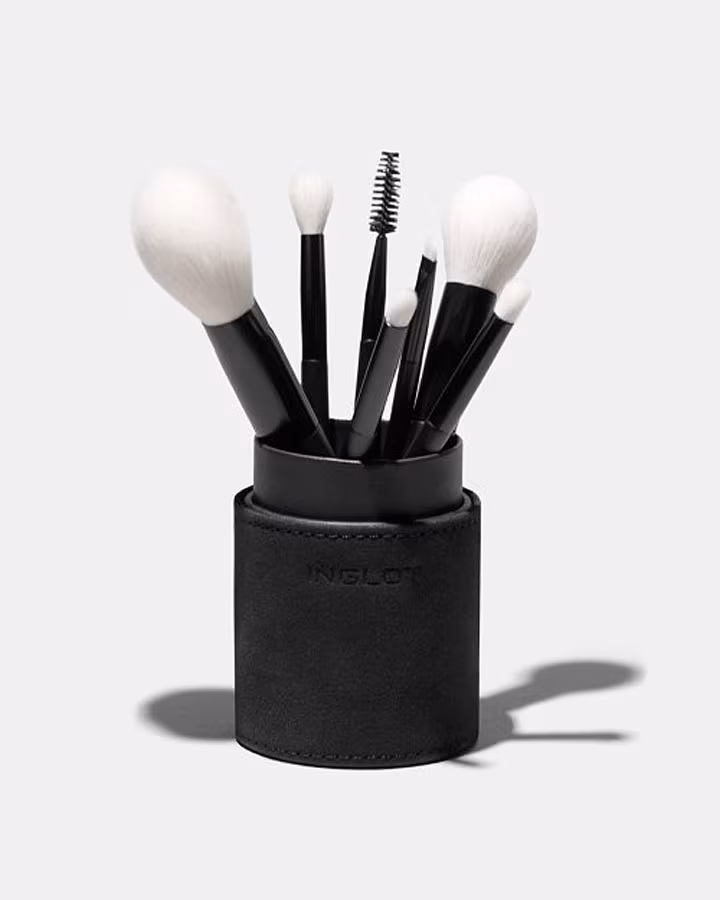 brush-tube-makeup-set-black