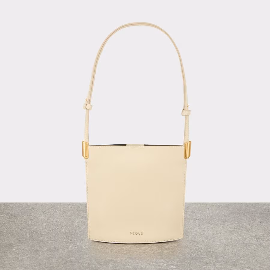 summer-sale-designer-bags-Neous