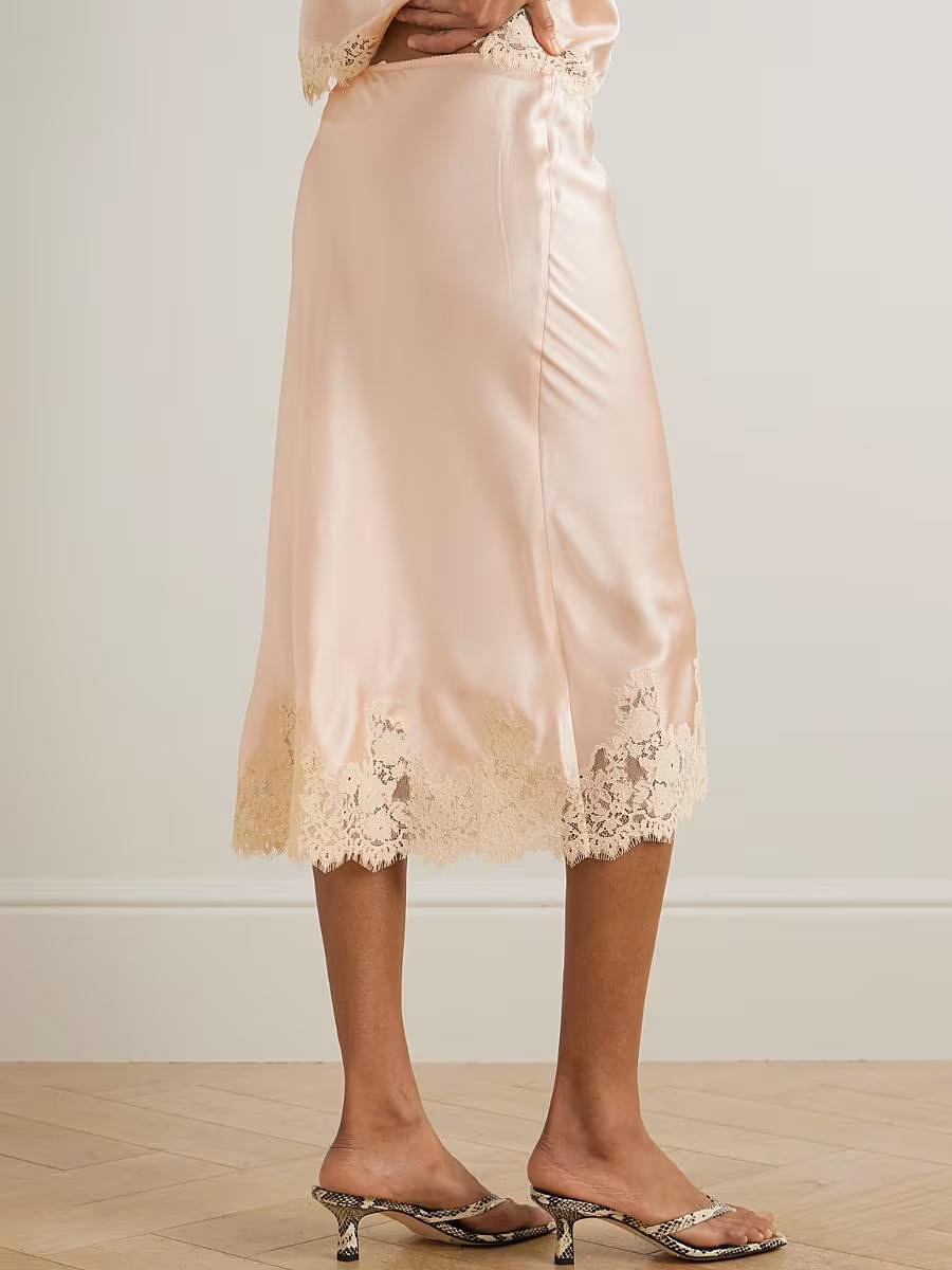Alexa-Chung-outfits-3