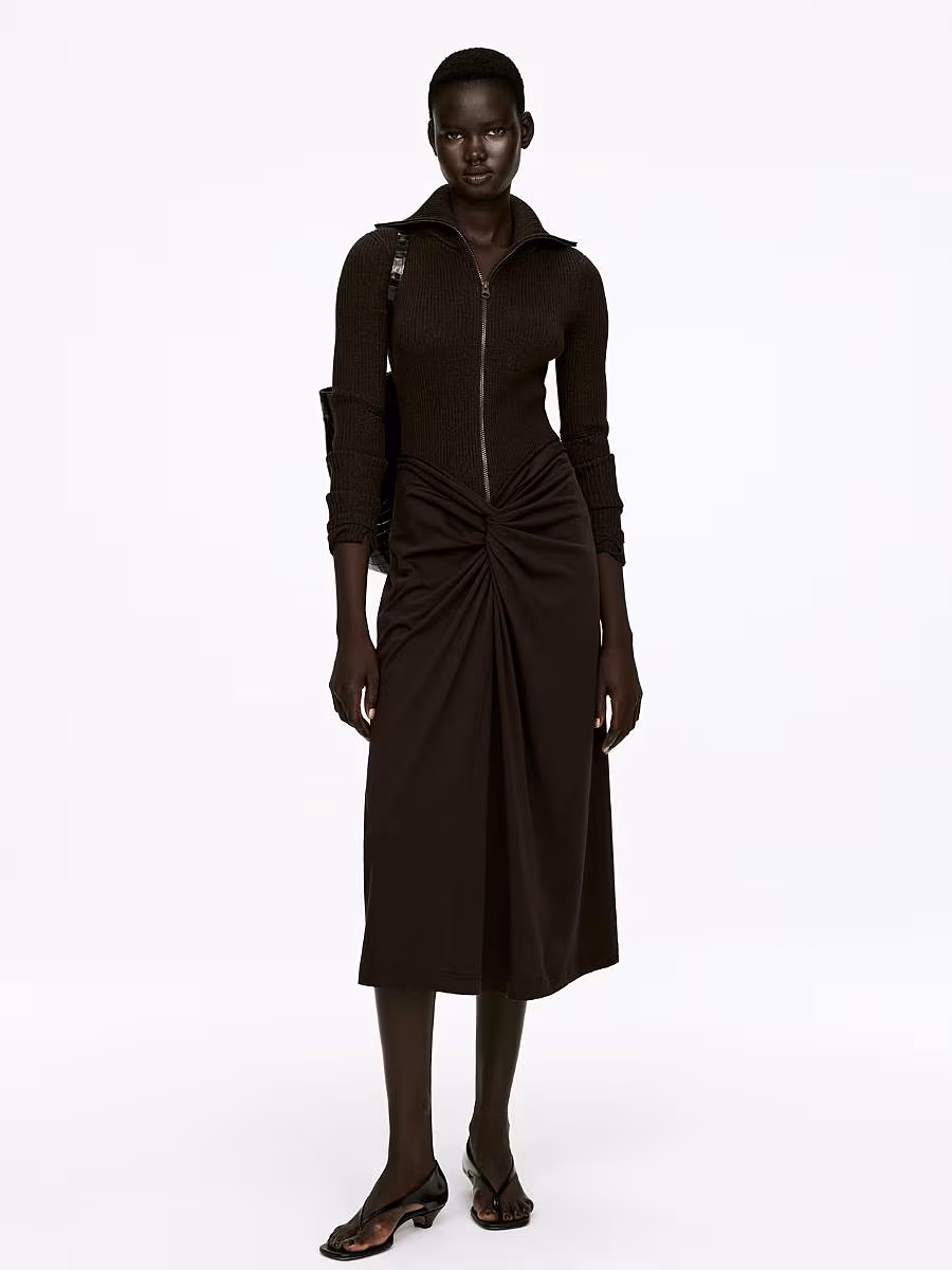 chocolate-brown-Arket