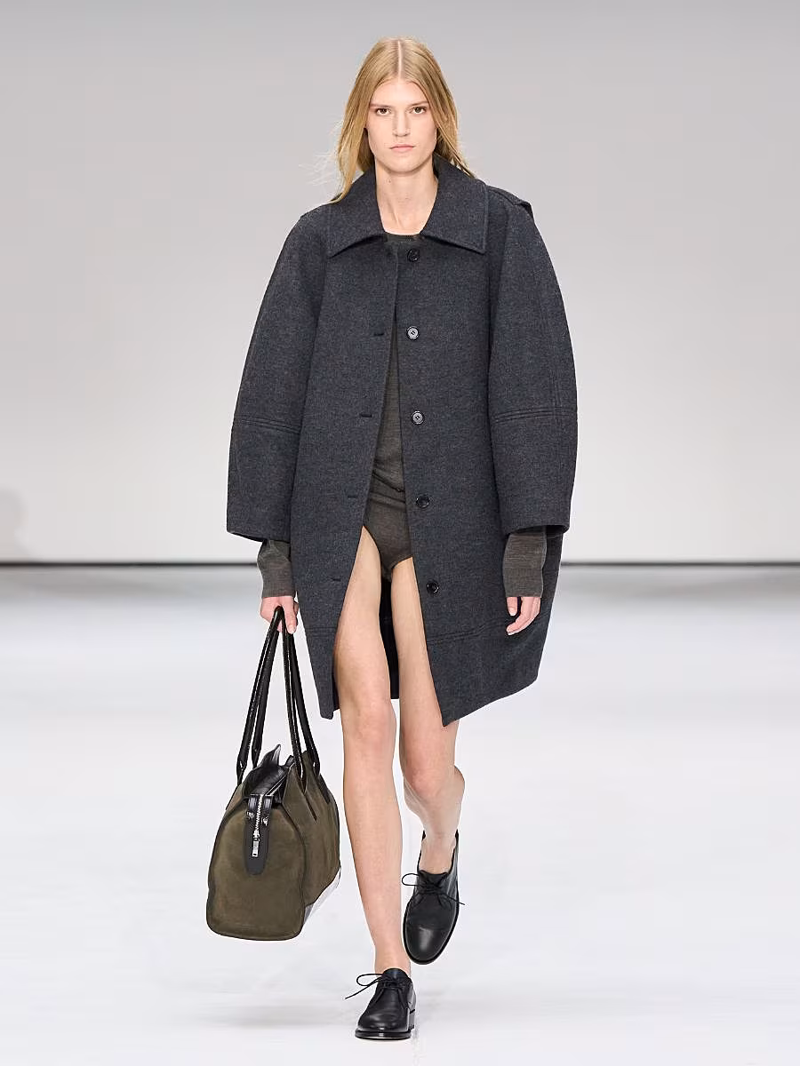 COS-AW25-fashion-show-New-York-5