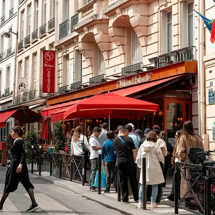 @relaisdelentrecote