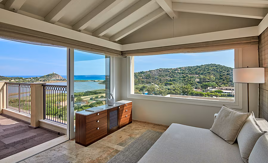 Sardinia---Conrad-Chia-Laguna-Sardinia_Shardana-Presidential-Suite-with-Sea-View_Studio