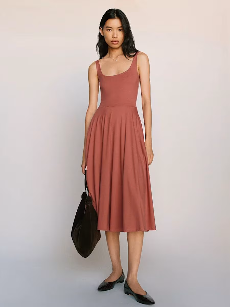 transeasonal-dresses-Reformation