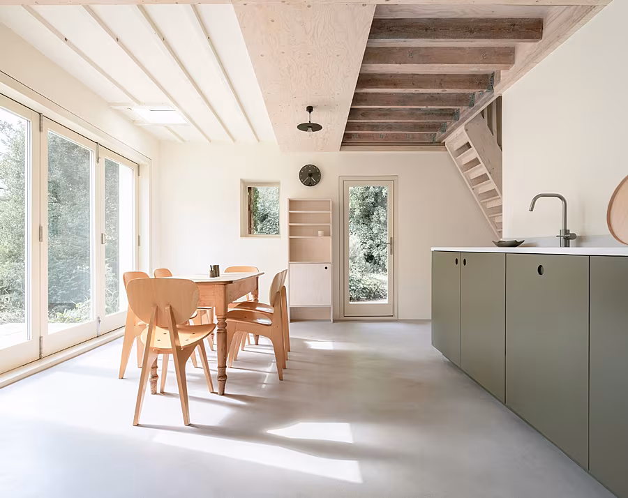 Naked-Kitchens-