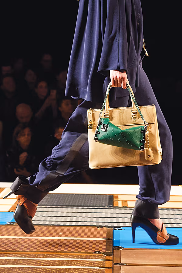 LV_SS25_BAGS_20
