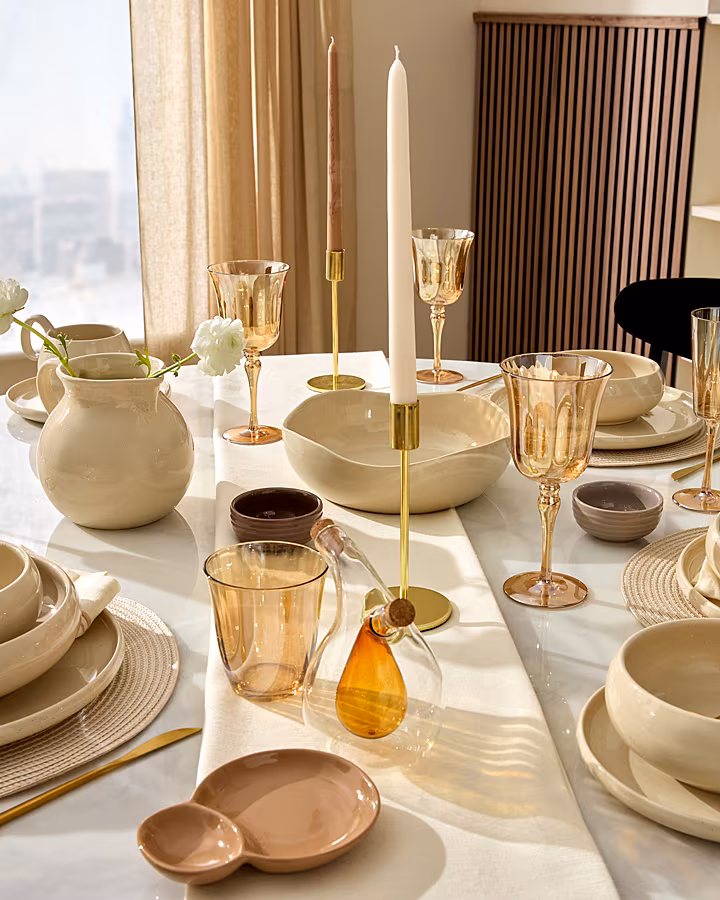 PRIMARK-Speckled-Glazed-Jug-£10,-€12,-Primark-Boarder-Tablecloth,-£10,-Primark-Smooth-Dinner-Candle-£2.50,-€3,-Primark-Dipped-Bowl-£2.50,-€3