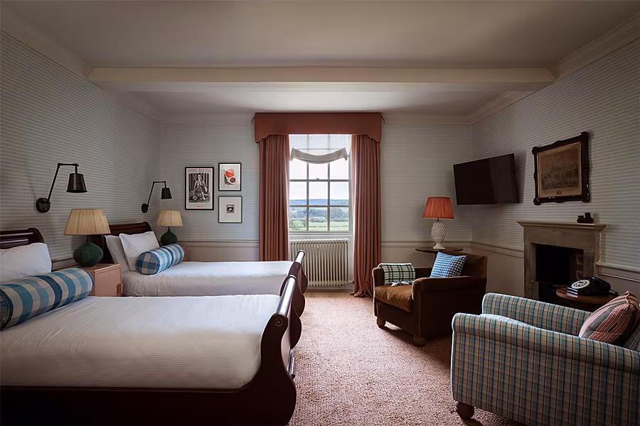 The-Cavendish-Hotel_Bedrooms_2024_035_LR