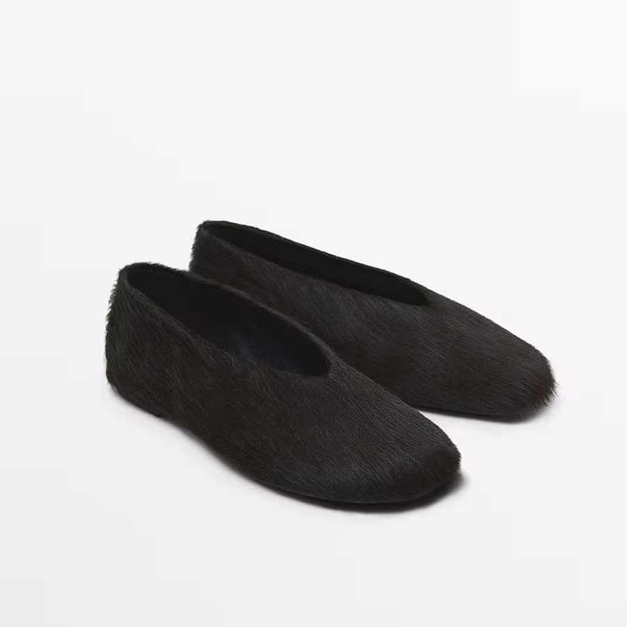 TheGlossMagazine-fashion-SS25-flat-shoes-25