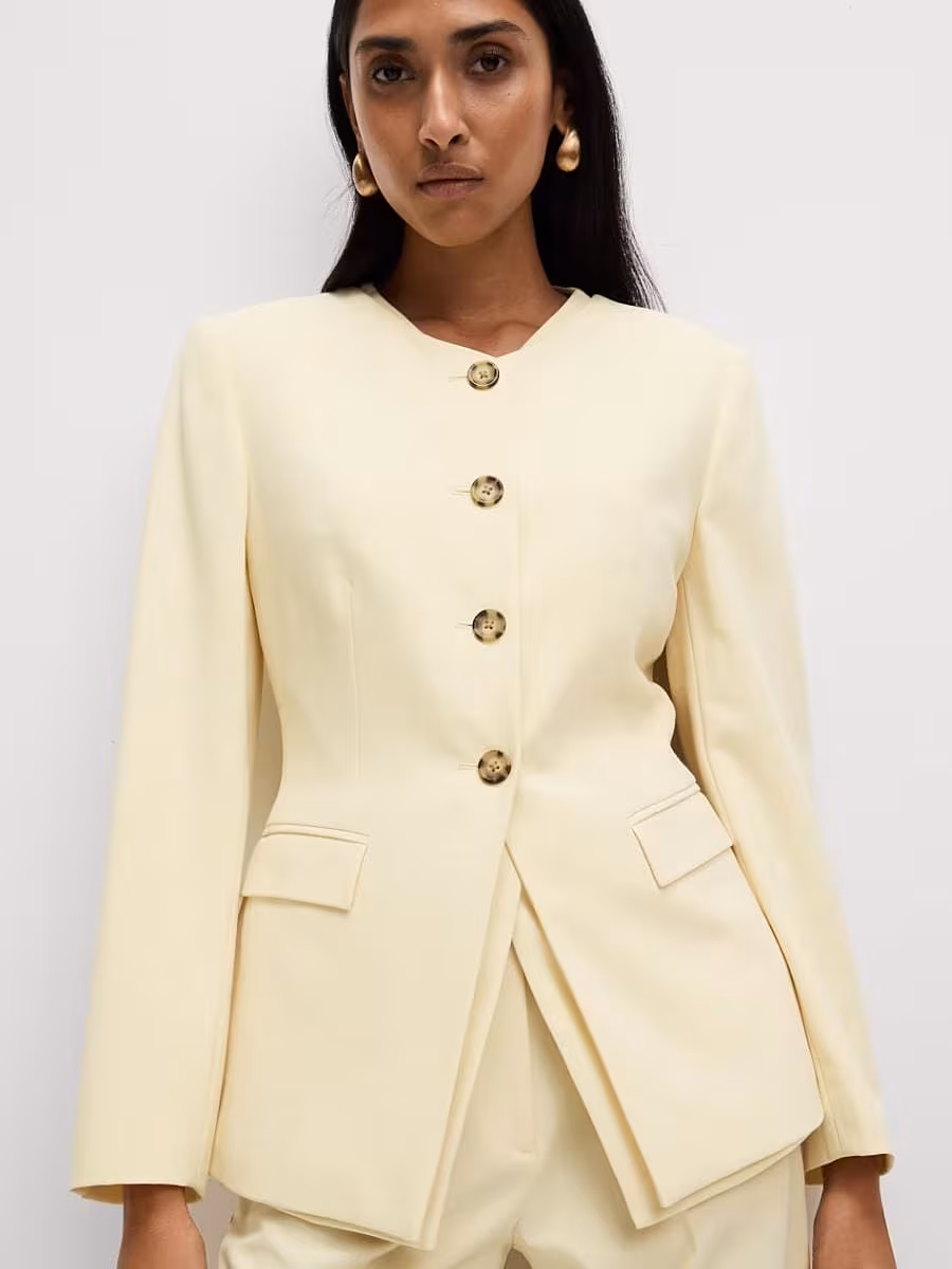 TheGlossMagazine-fashion-collarless-blazers-3